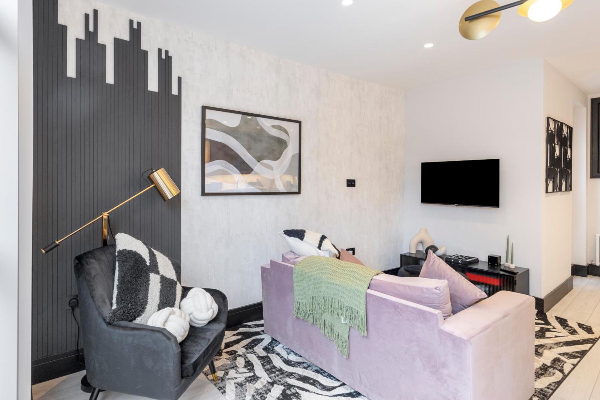 Unwind In Style 2Br With Cozy Backyard For Groups Διαμέρισμα Λονδίνο Εξωτερικό φωτογραφία